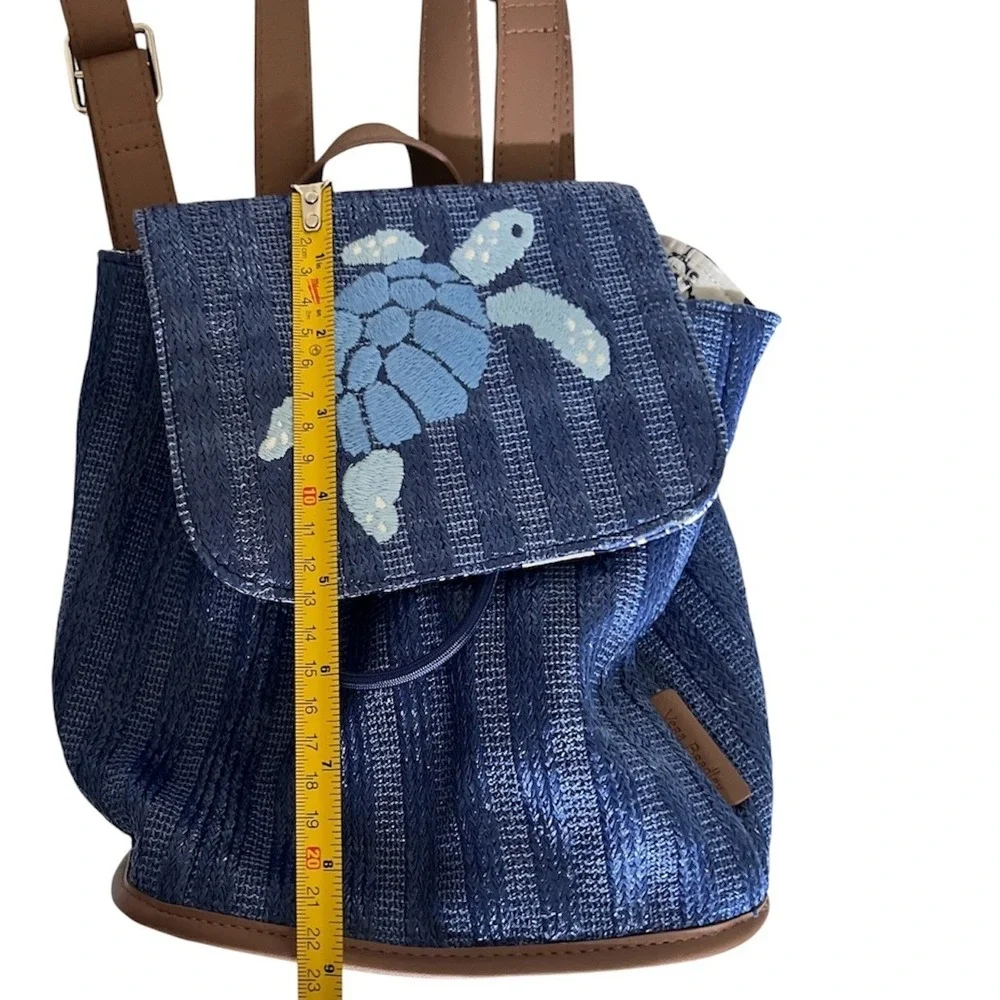 Vera Bradley Backpack Small Blue Straw Sea Turtle Excellent Coastal 29200-13096